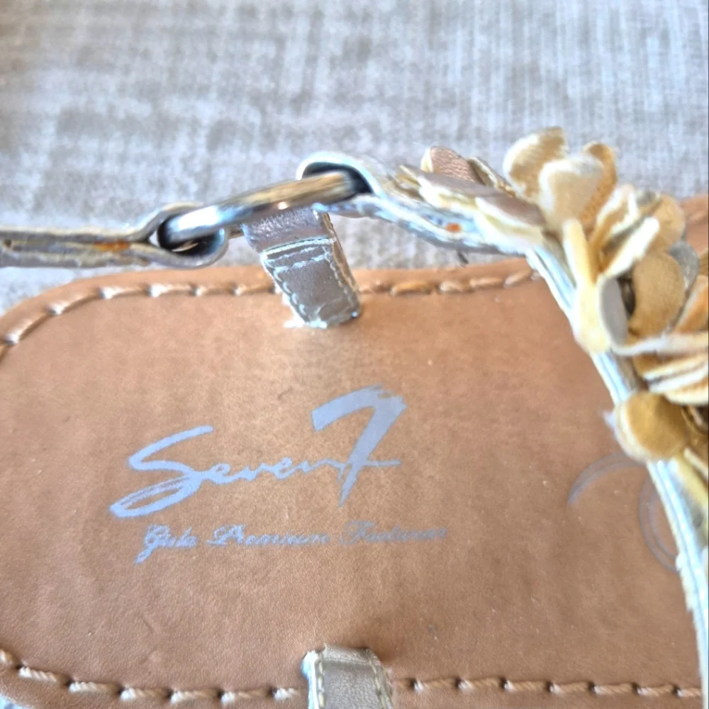 Seven 7 Girl's Shoes Gold & Silver Floral Embellished Slingback Sandals Size 8